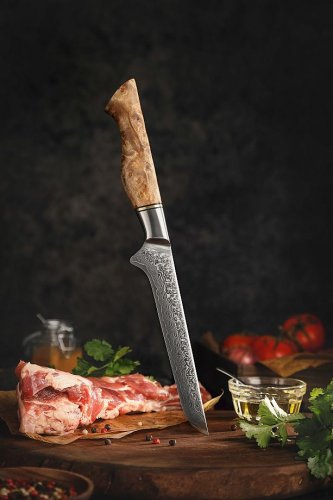 Vykosťovací nůž MASTER 6" o celkové délce 30,2 cm