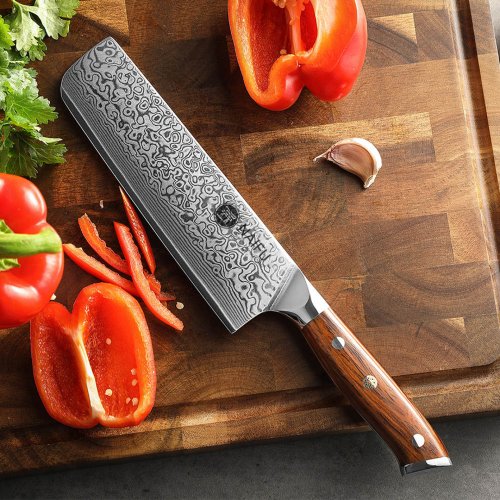 Nakiri nůž 7" o celkové délce 31,5 cm