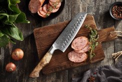 Santoku nůž MASTER 7" o celkové délce 32,3 cm