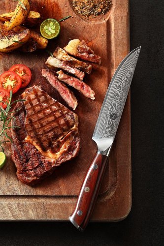 Steakový nůž 5" o celkové délce 23,5 cm