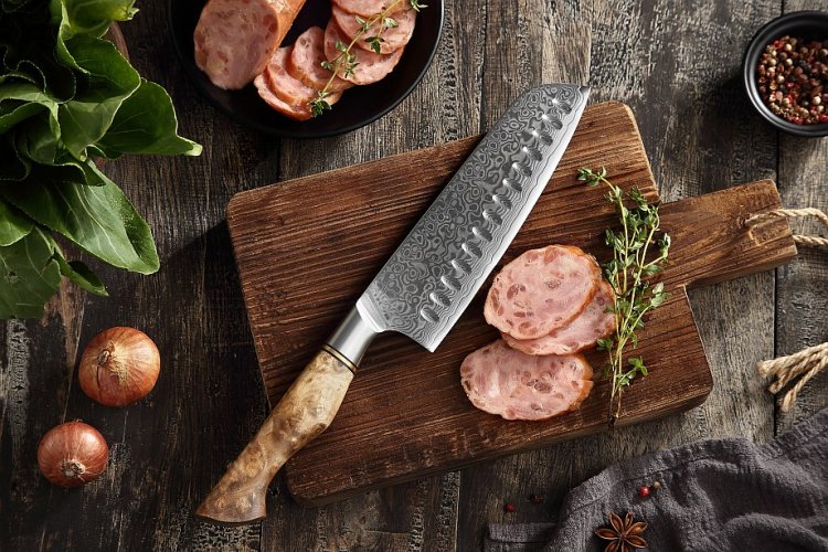 Santoku nůž MASTER 7" o celkové délce 32,3 cm